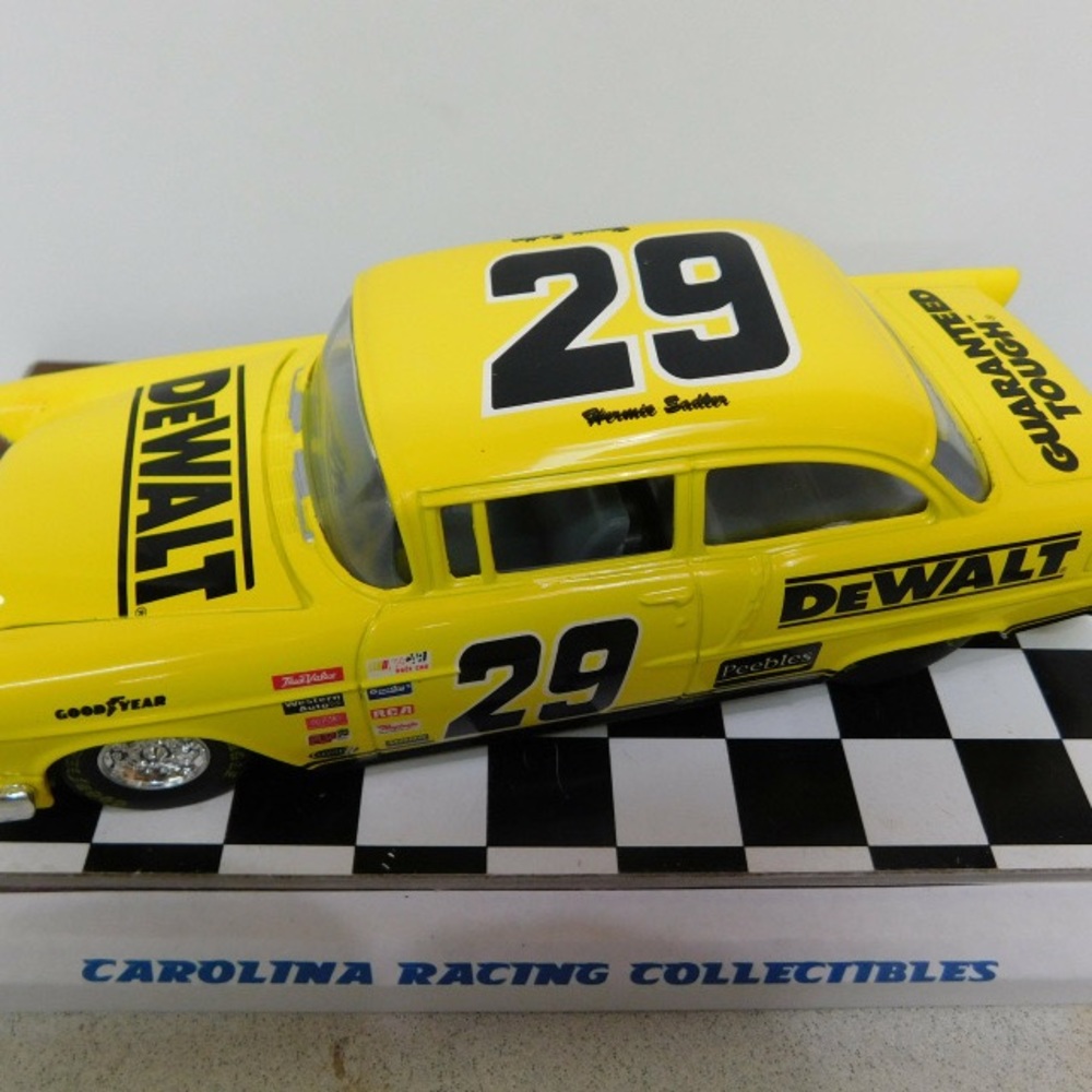 RACING CHAMPIONS Hermie Sadler #29 DeWalt 1955 Chevy Bel Air Stock Rod